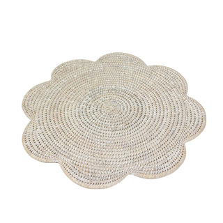 Caspari Rattan Scalloped Round Placemat in Cream - 1 Placemat HPM103